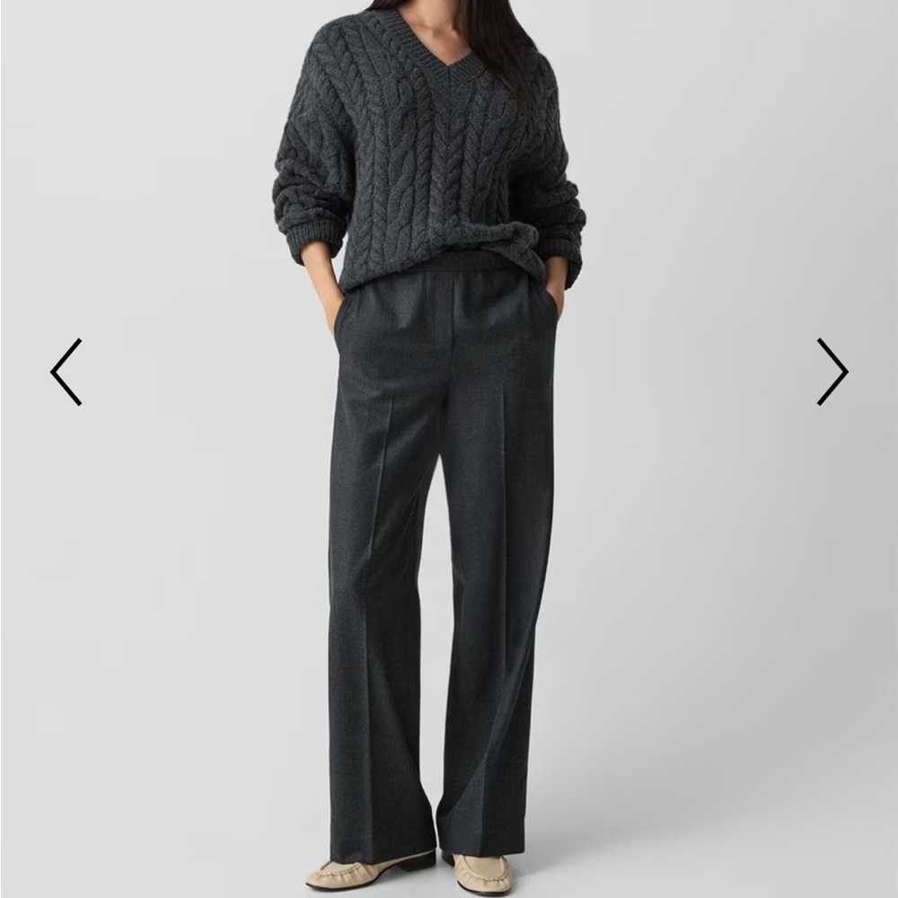 Theory Charcoal Wide Leg Pants in Sleek Flannel - size 2